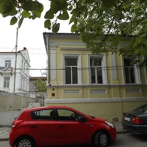 Hostel Rayska Yabalka, Warna